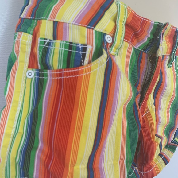 Bright, multicolored striped shorts. Size 3 - Picture 2 of 4